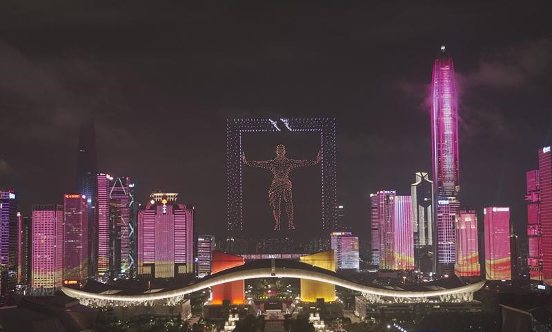 深圳用燈光點(diǎn)亮建黨百年“中國(guó)紅”_豐朗光電