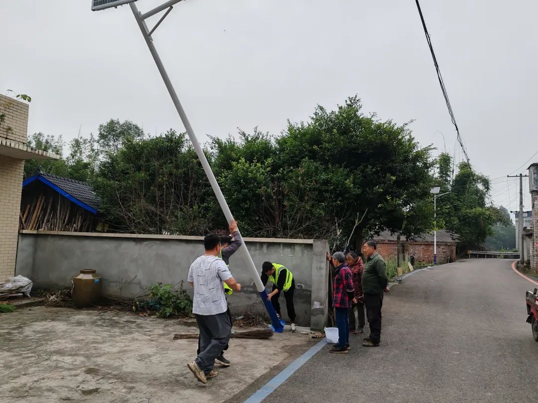 我為群眾辦實事丨市中區(qū)袁壩村：80盞路燈亮了，村民心里暖了！---豐朗光電